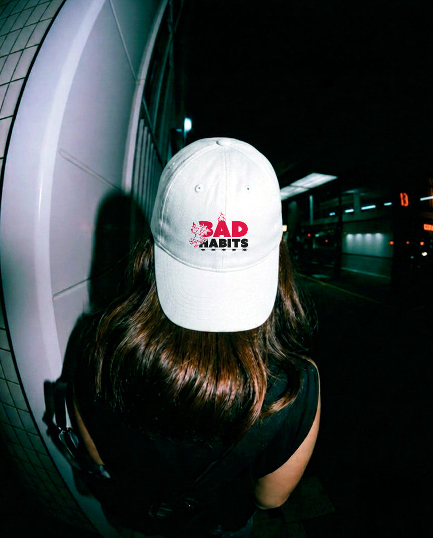 Caps
